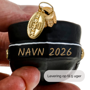 STUDENTERHUE MED NAVN 6 CM SORT